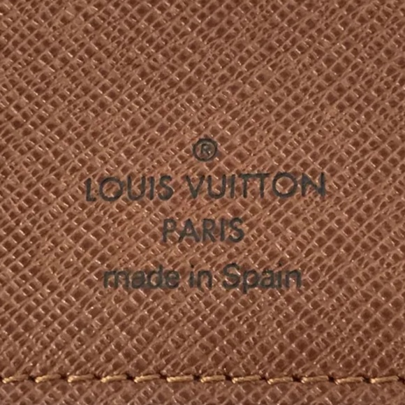 LOUIS VUITTON Monogram Book Cover Other Accessories - Picture 5 of 10